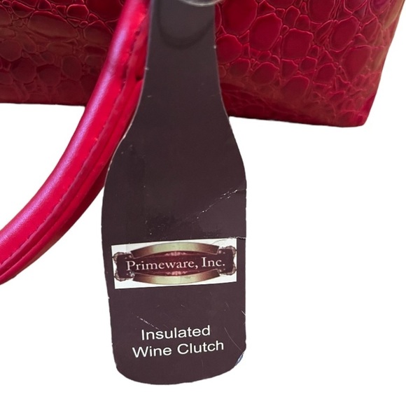 SOLD -  Red primeware insulated wine clutch without corkscrew, can be lunch bag - Picture 8 of 12